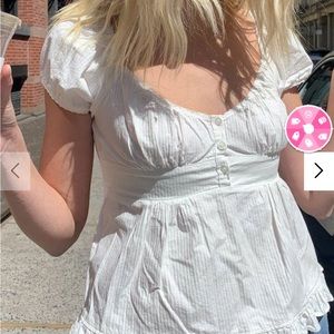 Emmiol Brandy Melville Blair top lookalike